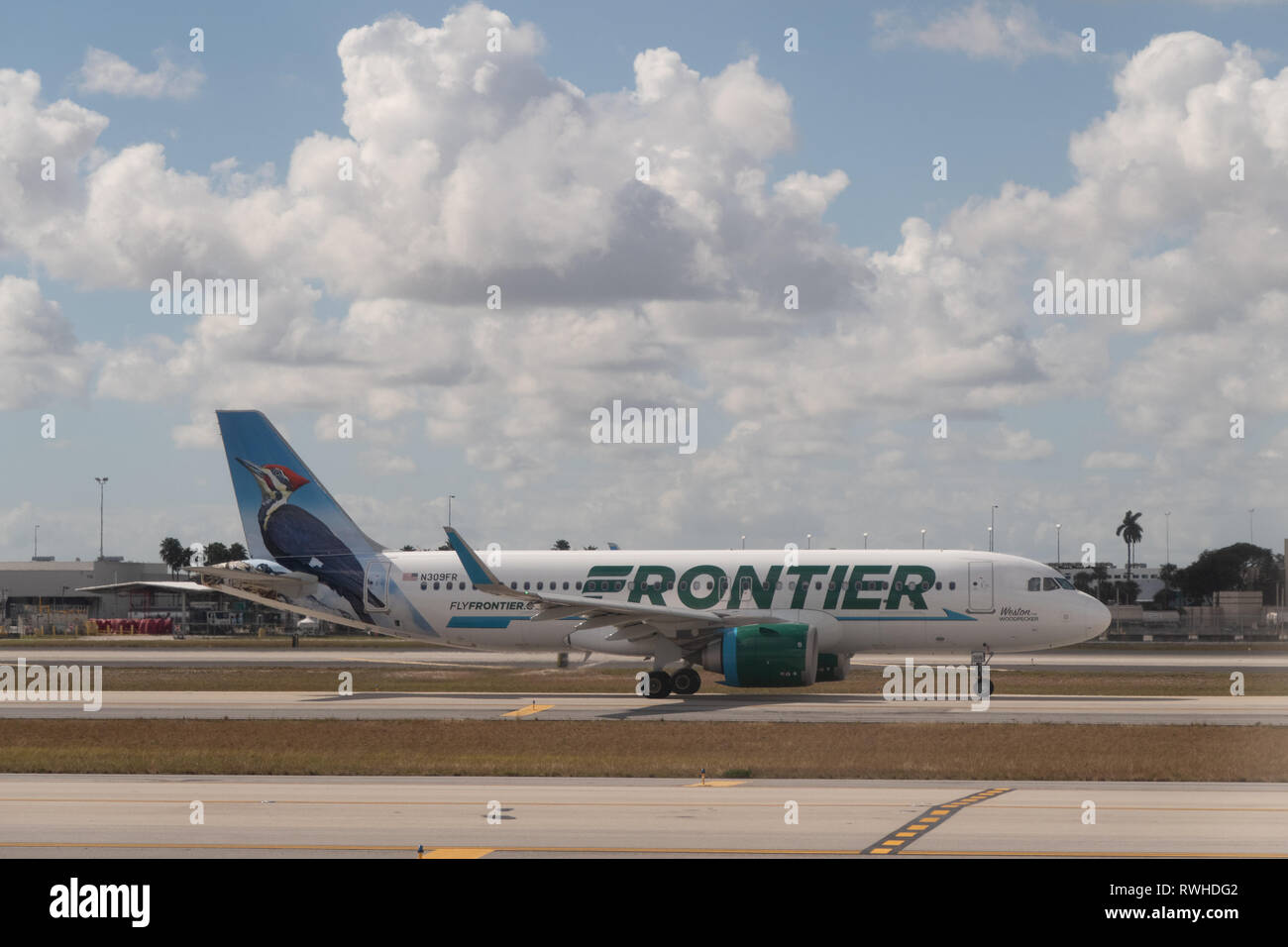 Frontier at Miami International Airport Stock Photo Alamy