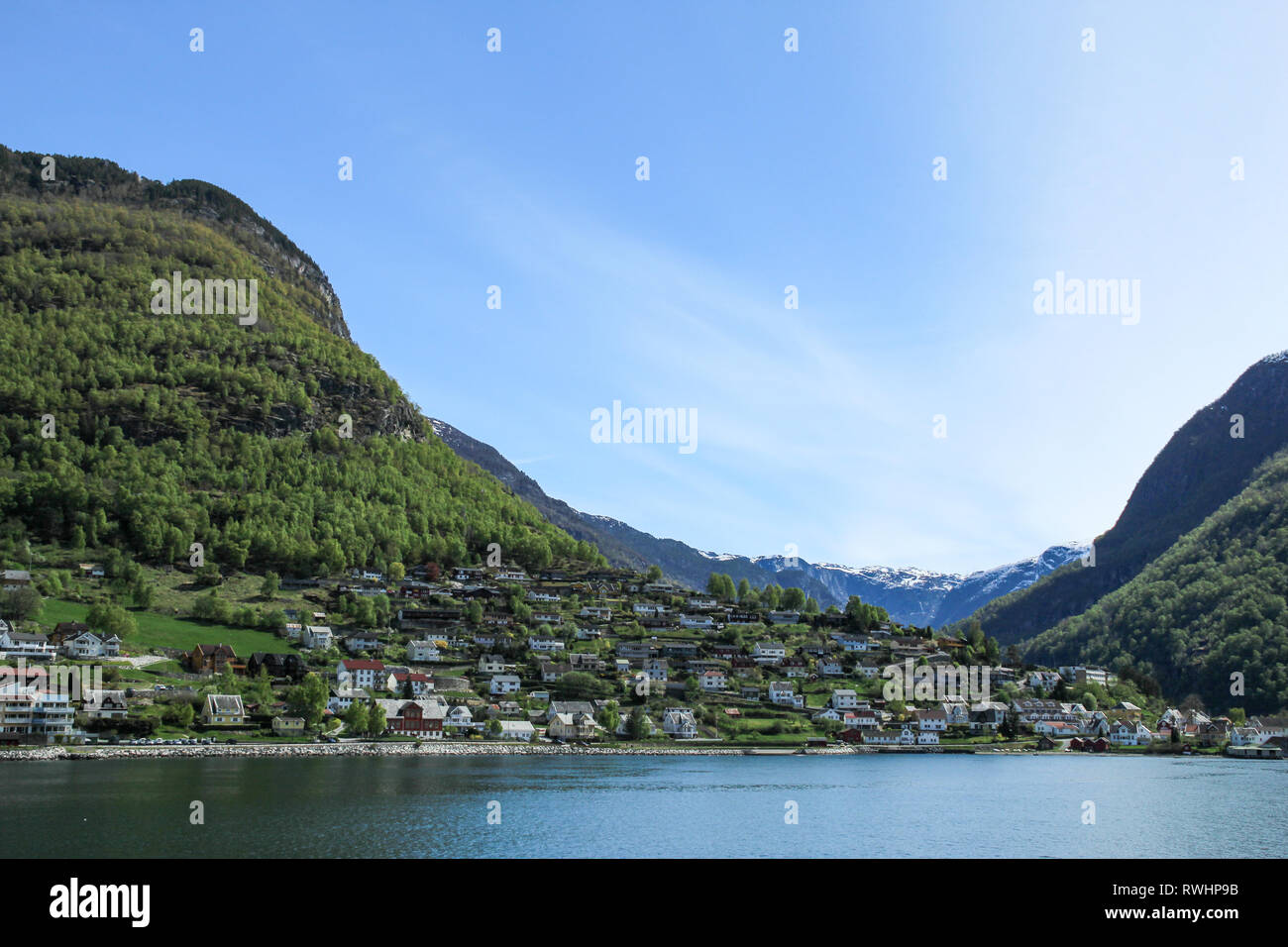 The village of Aurlandsvangen at the coast of the Sogne fjord (Aurlands fjord) at Norway. Stock Photo