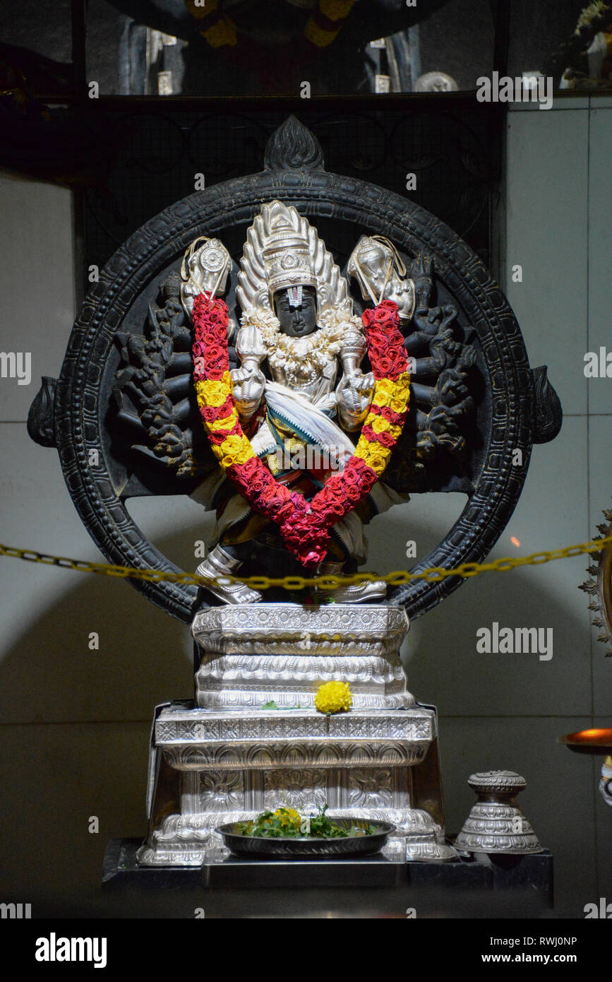 Asia, Singapore, Sri Srinivasa Perumal temple Stock Photo - Alamy