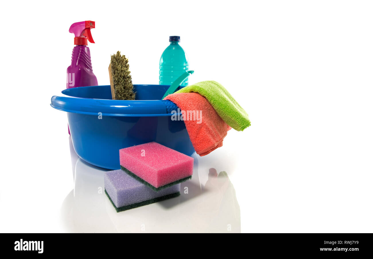 https://c8.alamy.com/comp/RWJ7Y9/blue-washing-up-dish-with-cleaning-tools-and-detergents-as-degreaser-and-a-brush-with-wipes-insulated-on-white-background-RWJ7Y9.jpg