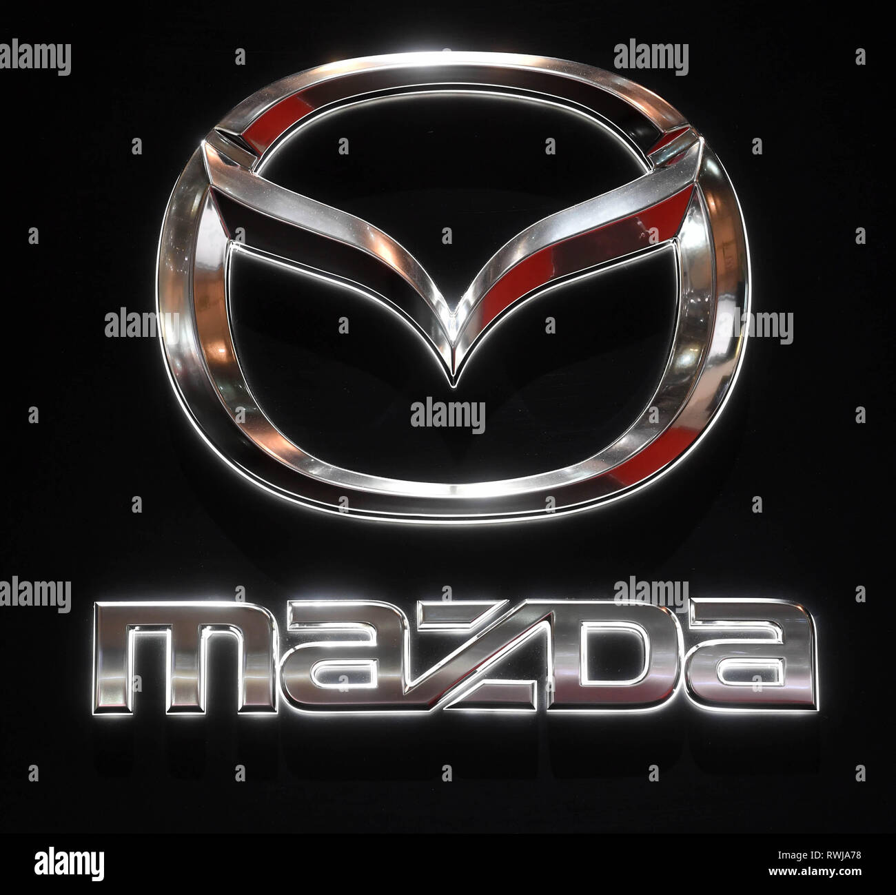 Genf, Switzerland. 06th Mar, 2019. A Mazda logo taken on the second press  day. The 89th Geneva Motor Show starts on 7 March and lasts until 17 March.  Credit: Uli Deck/dpa/Alamy Live