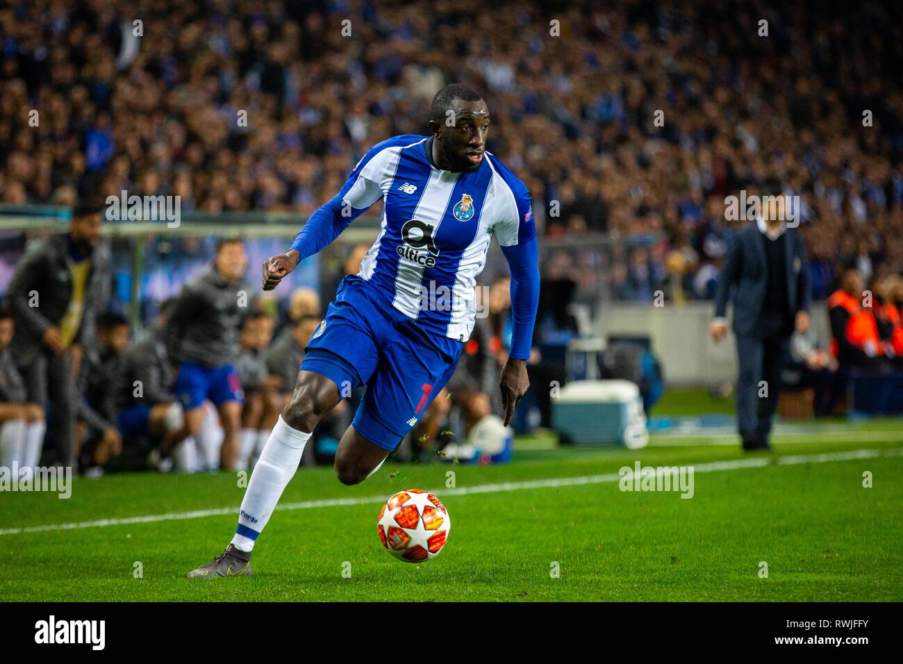 FC Porto's player Moussa Marega in action during the match against AS Roma  for the UEFA Champions League round 16th 2nd leg at Dragon Stadium in Porto.  Final Score: FC Porto 3-1