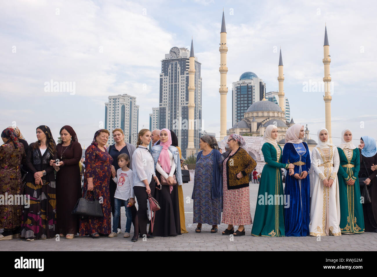 Grosny, Russia. 04th Oct, 2018. Chechens have gathered to celebrate the 200th anniversary of the foundation of Grozny in the city centre in front of the Akhmat-Kadyrov mosque. (to dpa story 'Kadyrov's dictatorship turns Chechnya into a time bomb') Credit: Emile Ducke/A4897/Emile Ducke/dpa/Alamy Live News Stock Photo