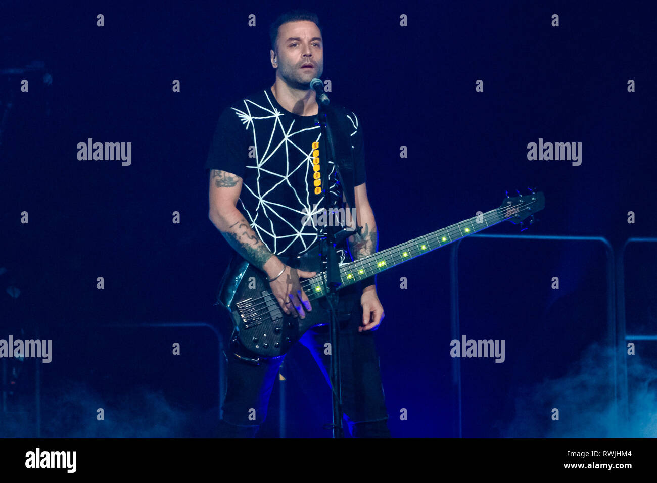 San Diego California Usa 6th Mar 19 Chris Wolstenholme Of Muse At Pechanga Arena In San Diego California On March 5 19 Credit Marissa Carter Zuma Wire Alamy Live News Stock Photo Alamy