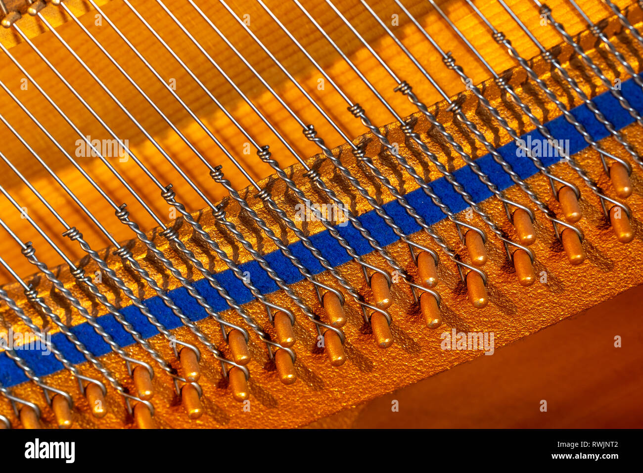 Piano strings hires stock photography and images Alamy