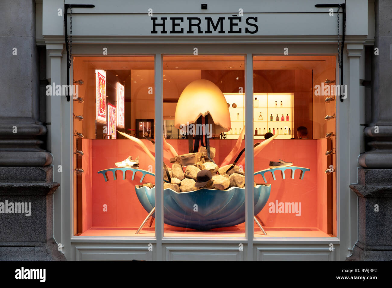Hermes royal exchange online
