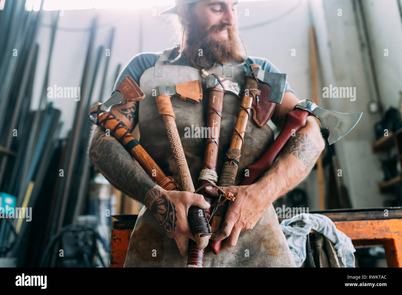Man showing axe hi-res stock photography and images - Alamy