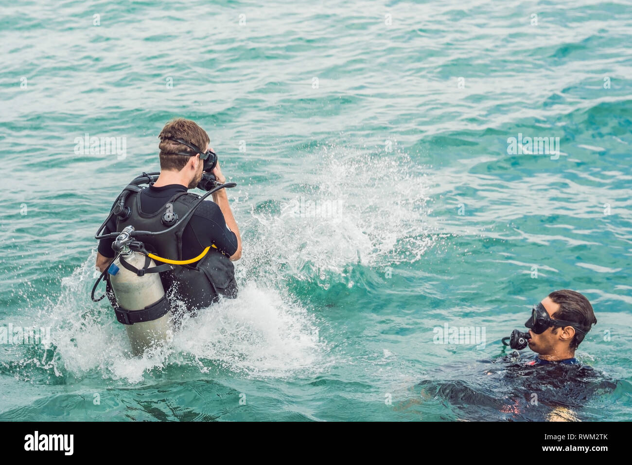 Deep sea divers oxygen hi-res stock photography and images - Alamy