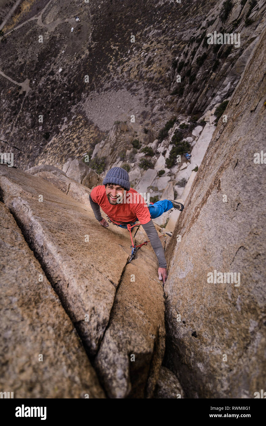 Climber trad climbing, Pine Creek, Bishop, California, USA Stock Photo