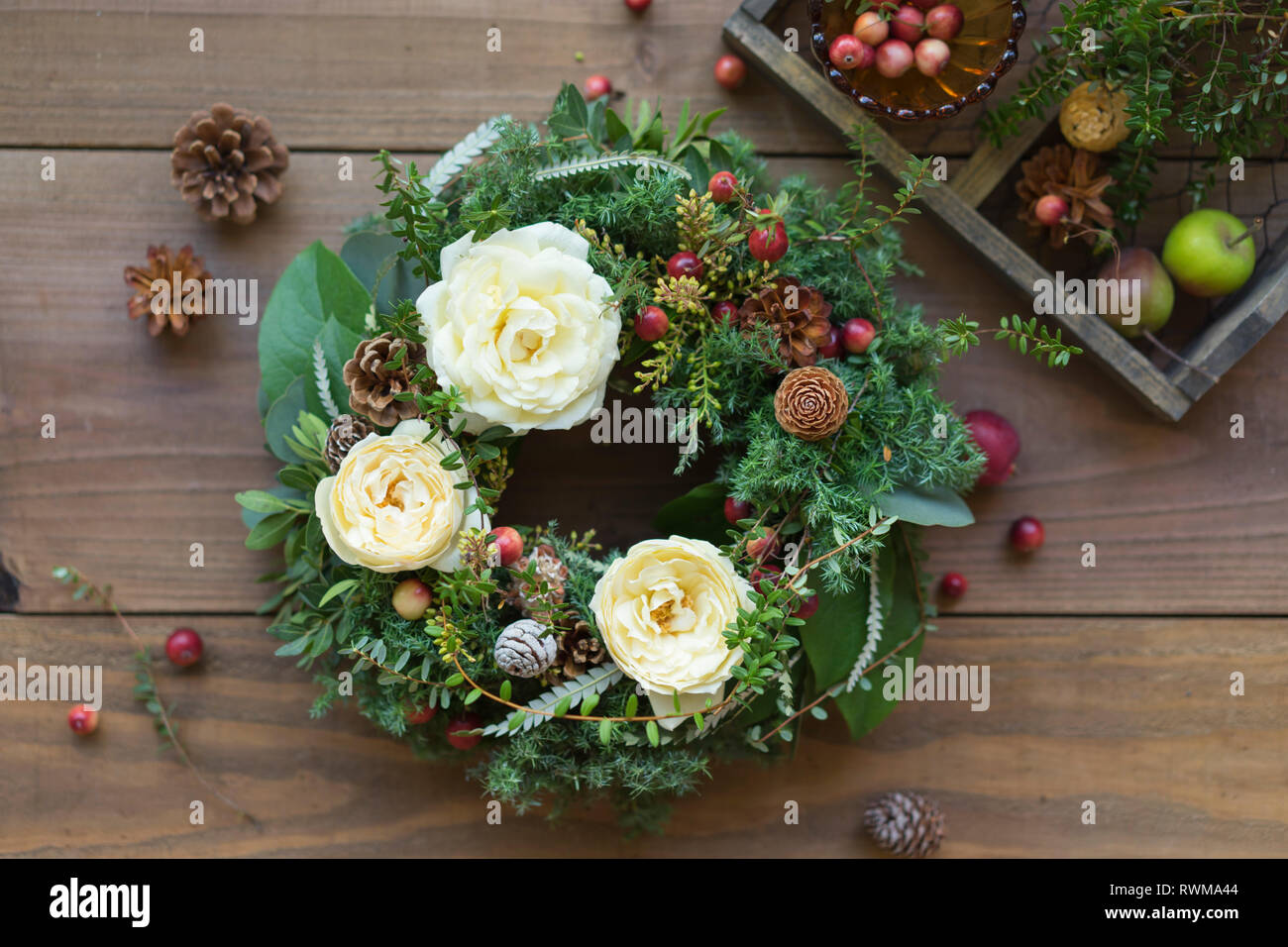 Hanging flower directly hi-res stock photography and images - Alamy