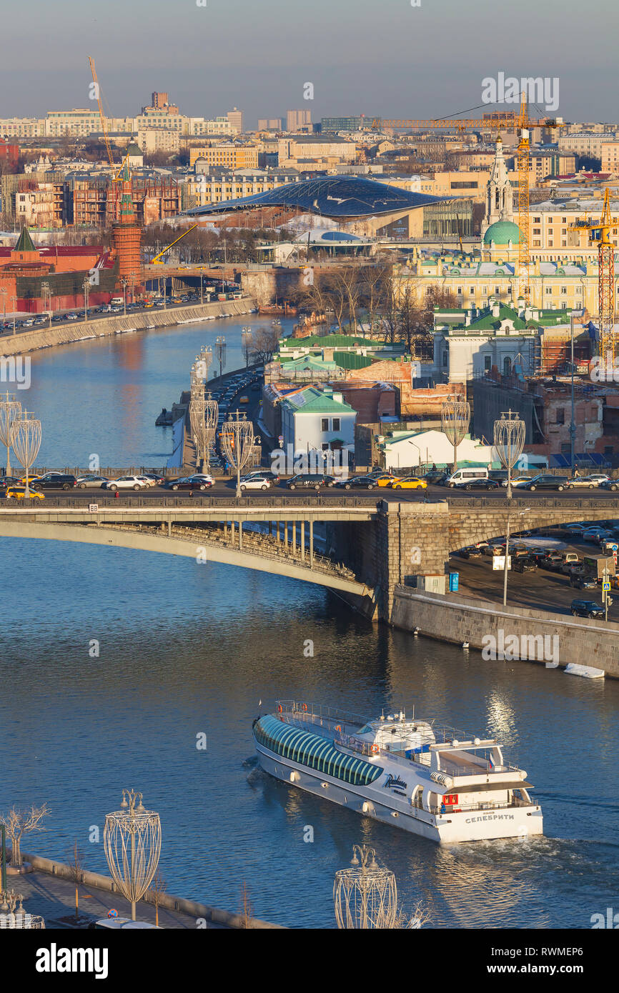 Aerial view kremlin moskva river hi-res stock photography and images ...