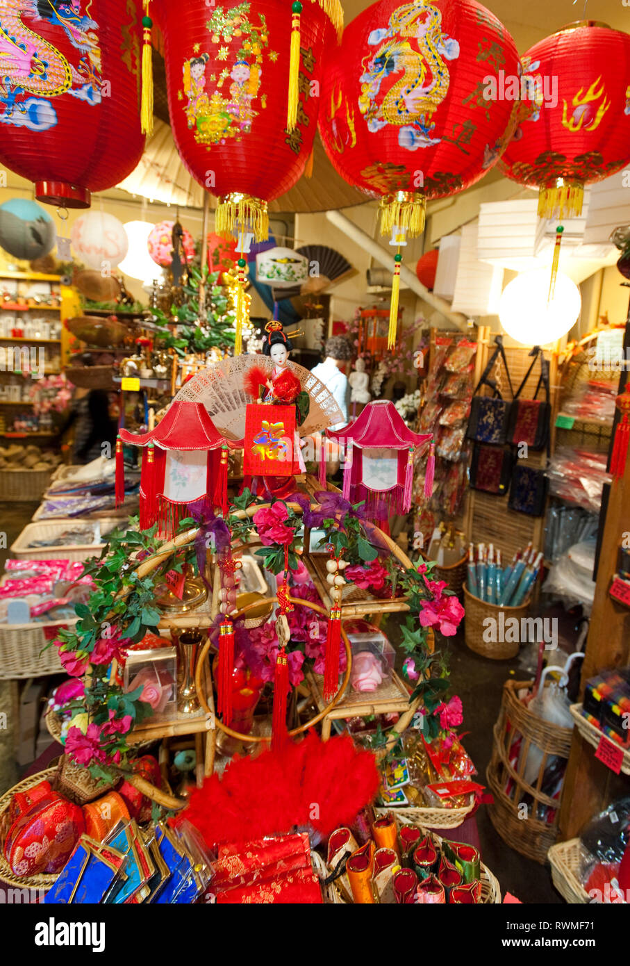 Victoria bc chinatown hires stock photography and images Alamy