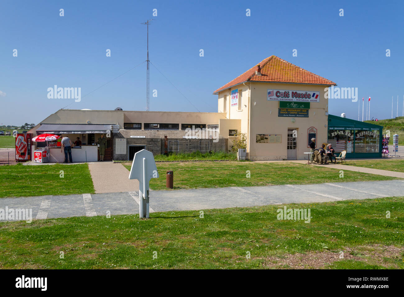 The Le Roosevelt Utah beach cafe, Utah Beach, Normandy, France Stock Photo Alamy
