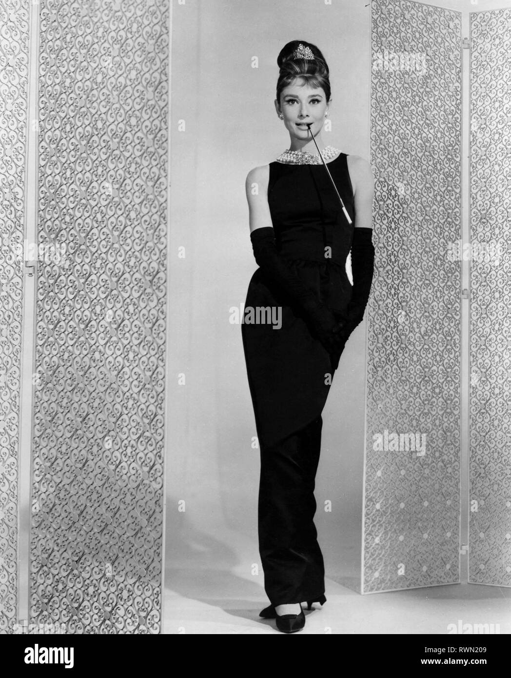 audrey hepburn breakfast at tiffany's black dress Breakfast at Tiffany's main image 0