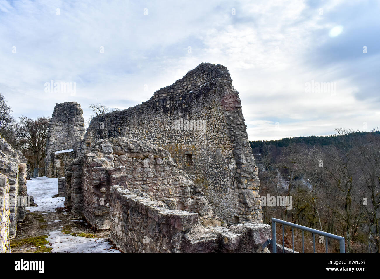 Old walls castle ruins in hi-res stock photography and images - Alamy