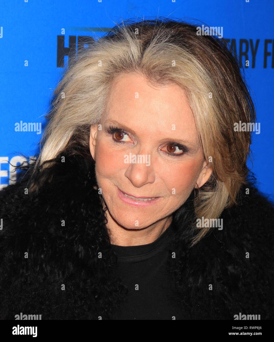 SHEILA NEVINS 2014 Photo By John Barrett/PHOTOlink Stock Photo Alamy