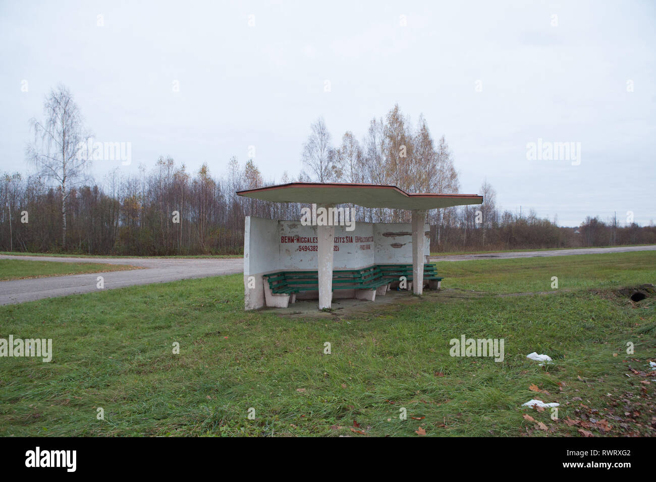 Concrete Bus Shelter High Resolution Stock Photography and Images - Alamy
