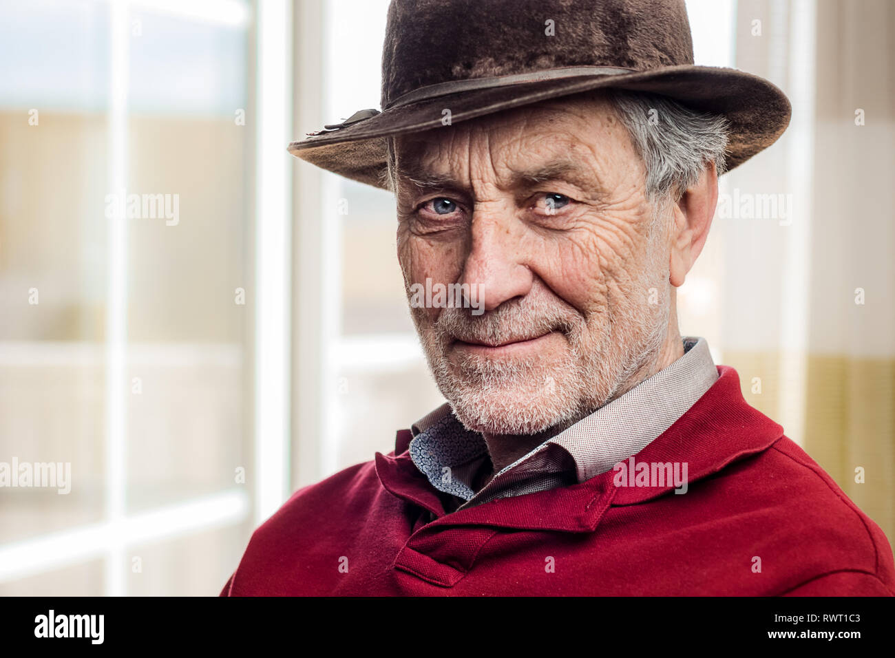80 years old and up hi-res stock photography and images - Alamy