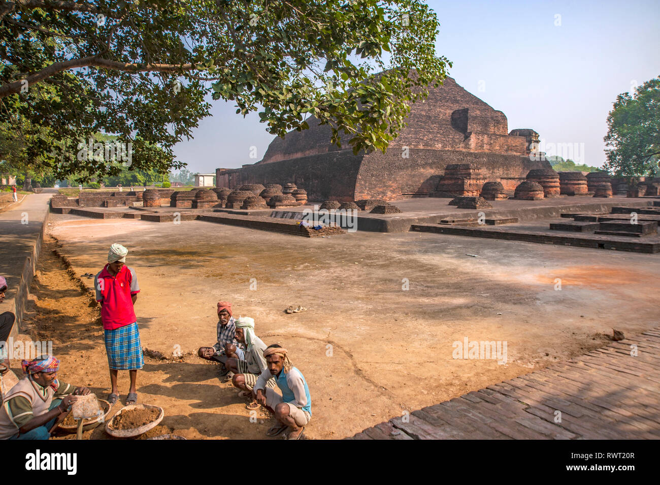 INDIA, NALANDA, Ruins of the ancient Buddhist monastery Mahavihara , which was also a leading teaching institution under the Gupta Empire Stock Photo