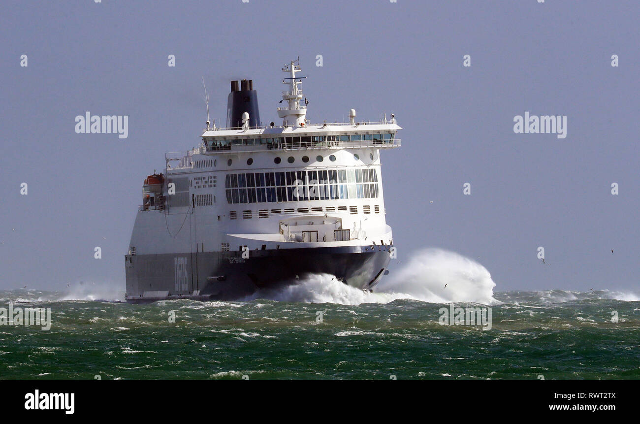 A dfds ferry hires stock photography and images Alamy