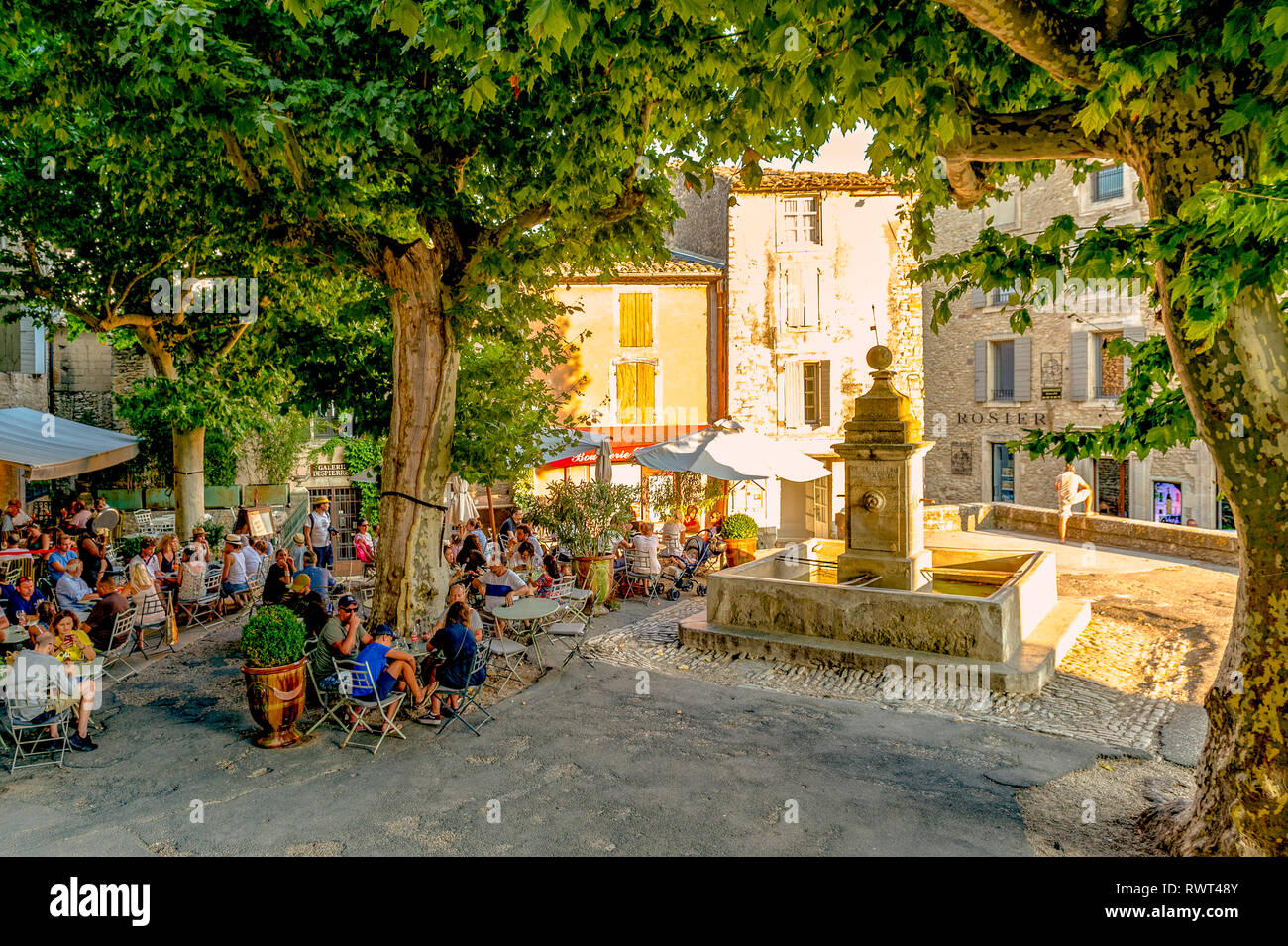 France. Vaucluse (84), Regional Natural Park of Luberon. The village of Gordes classified most beautiful village of France Stock Photo