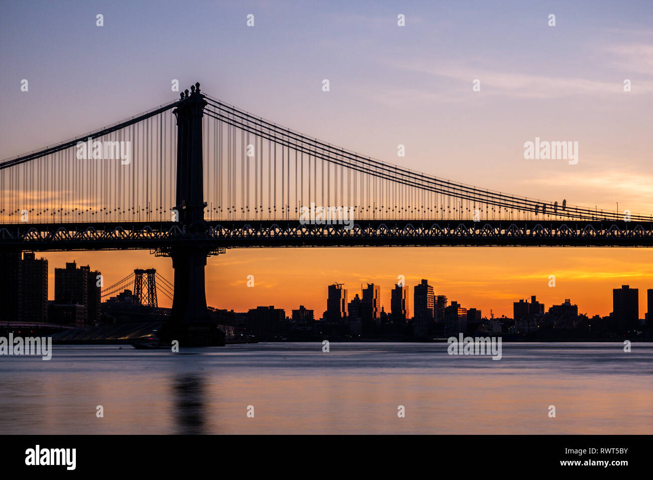 New york city sunrise hi-res stock photography and images - Alamy