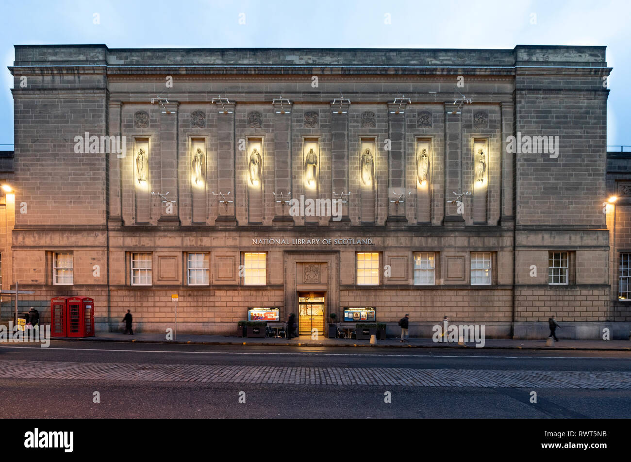 Exterior view at night of National Library of Scotland in Edinburgh Old Town, Scotland , UK Stock Photo