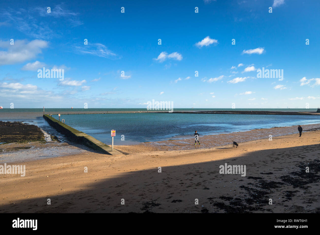 Walpole Bay Tidal Pool Margate Stock Photo