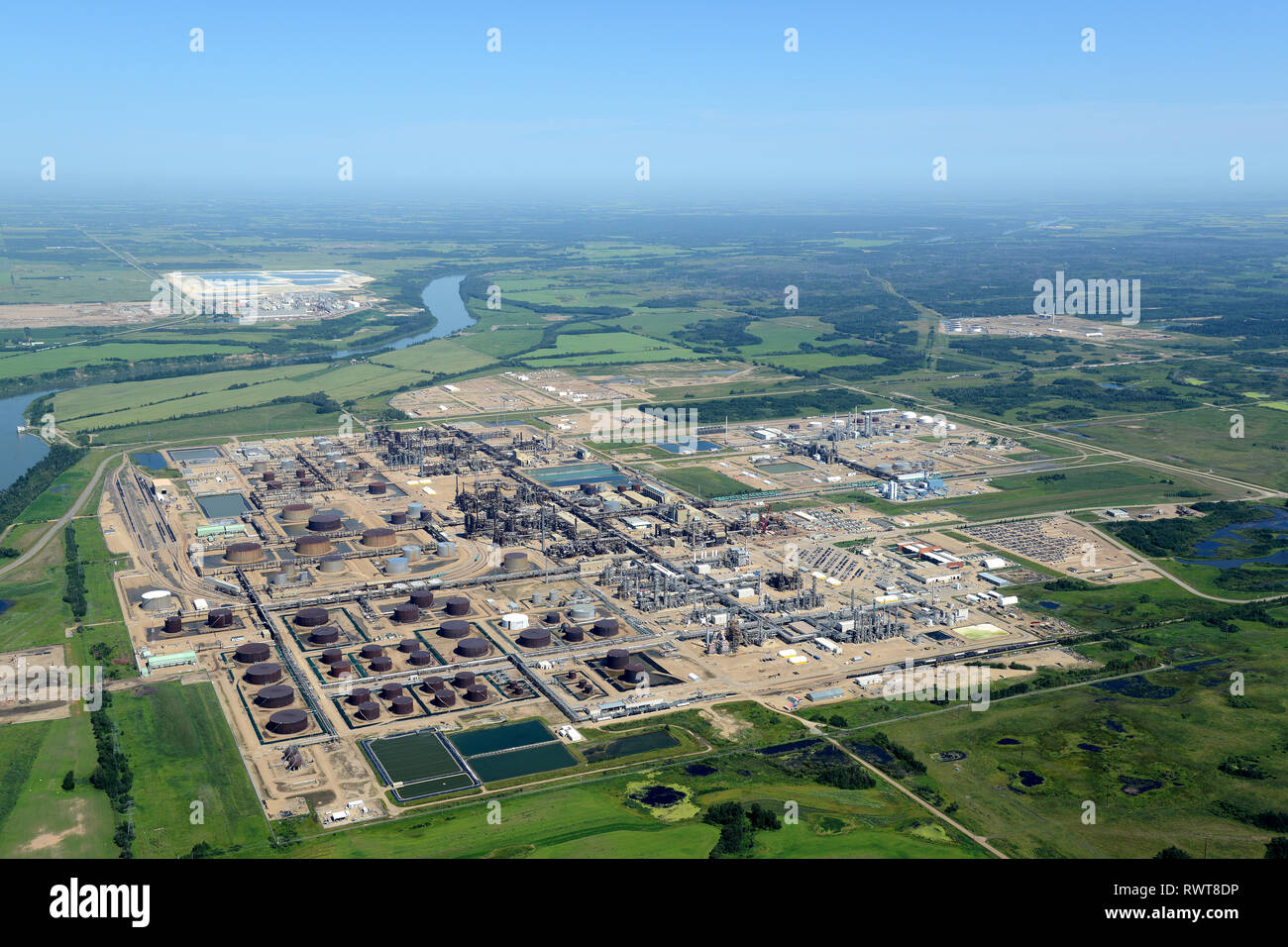 aerial, Shell Scotford bitumen upgrader, oil refinery,carbon capture and storage (CCS) facility, Fort Saskaatchewan, Alberta, Canada Stock Photo