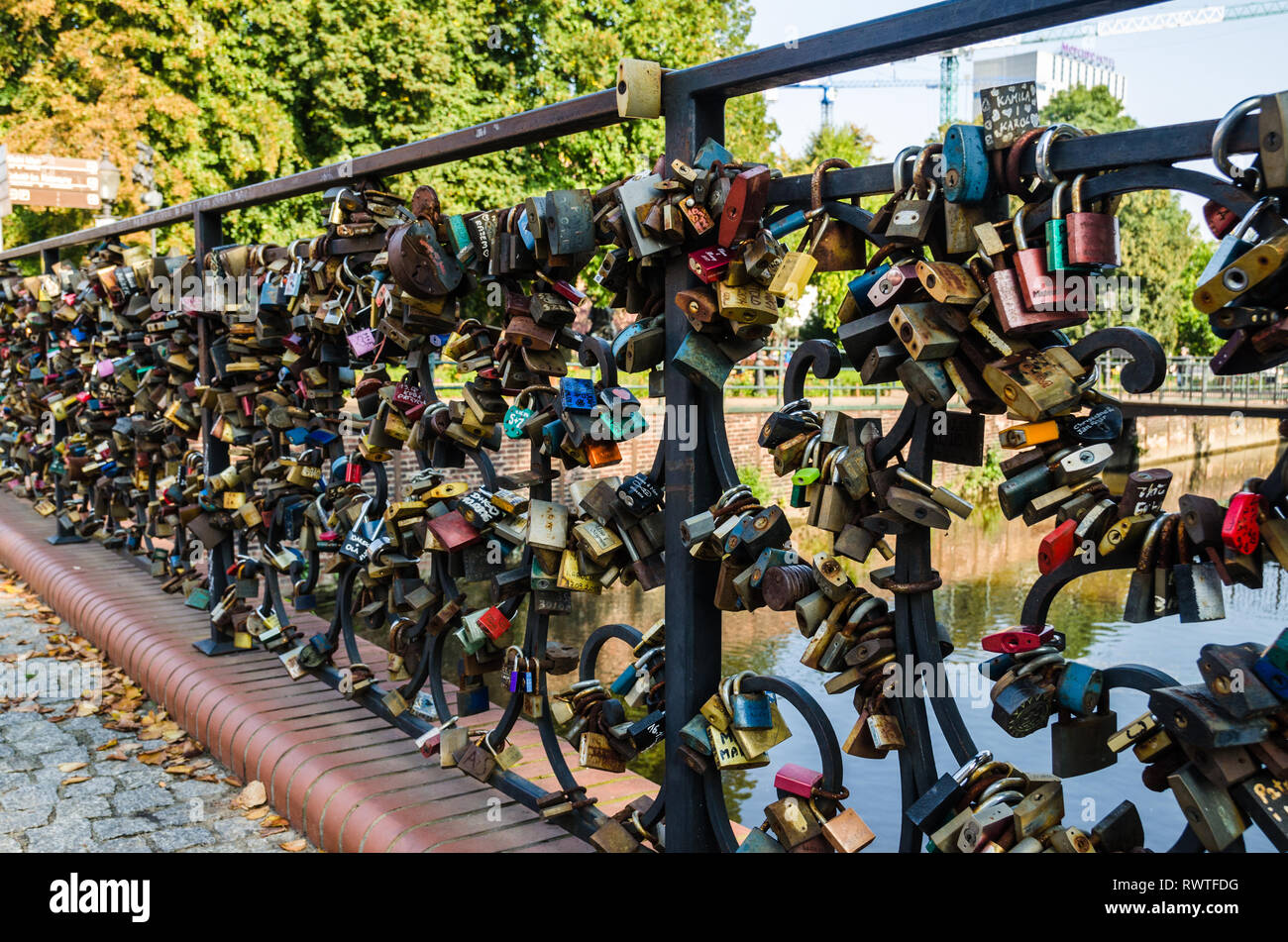 Padlocks at Love Bridge, Kanał Raduni, Gdansk, Poland Stock Photo Alamy