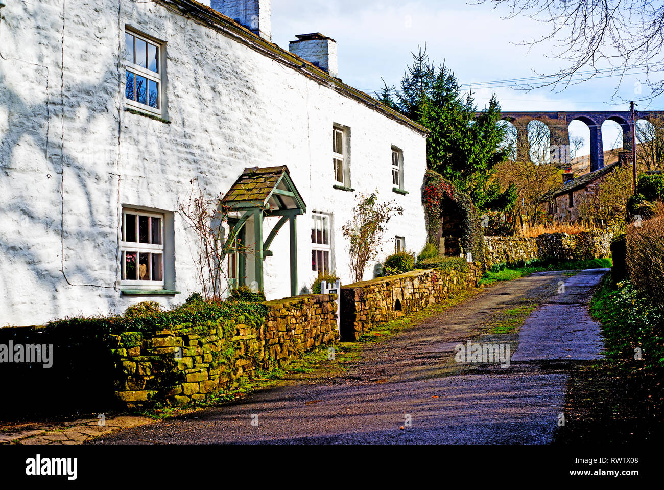 Railway Cottage Stock Photos Railway Cottage Stock Images Alamy