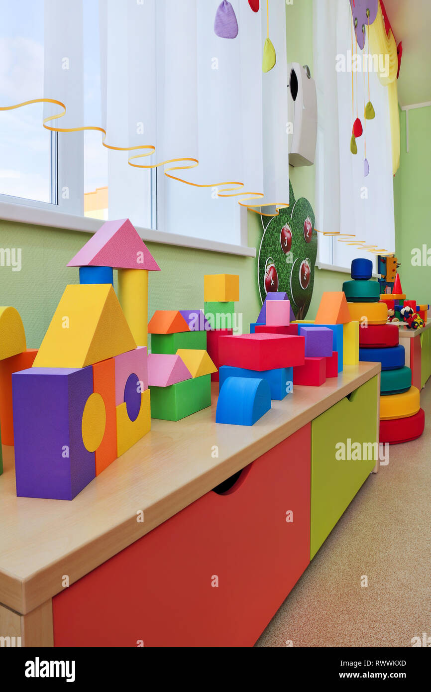 Geometric shapes for kids hi-res stock photography and images - Alamy