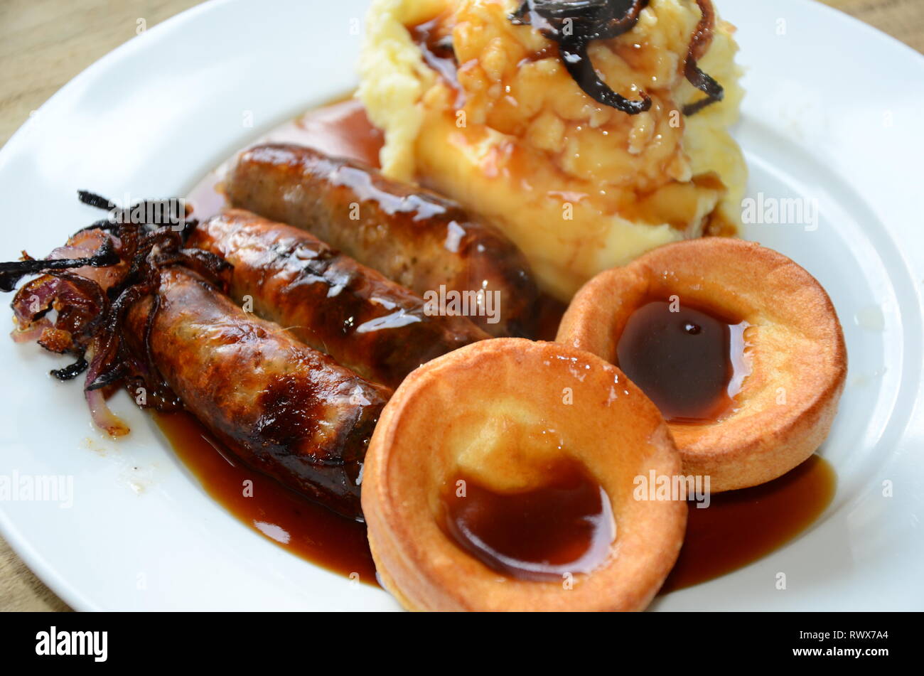 Pub lunch, sausage and mash Stock Photo Alamy