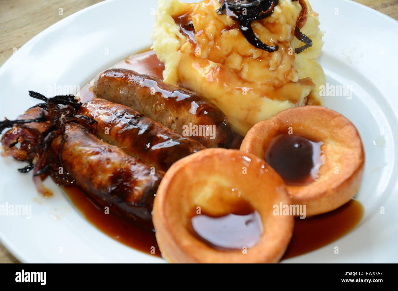 Pub lunch, sausage and mash Stock Photo Alamy