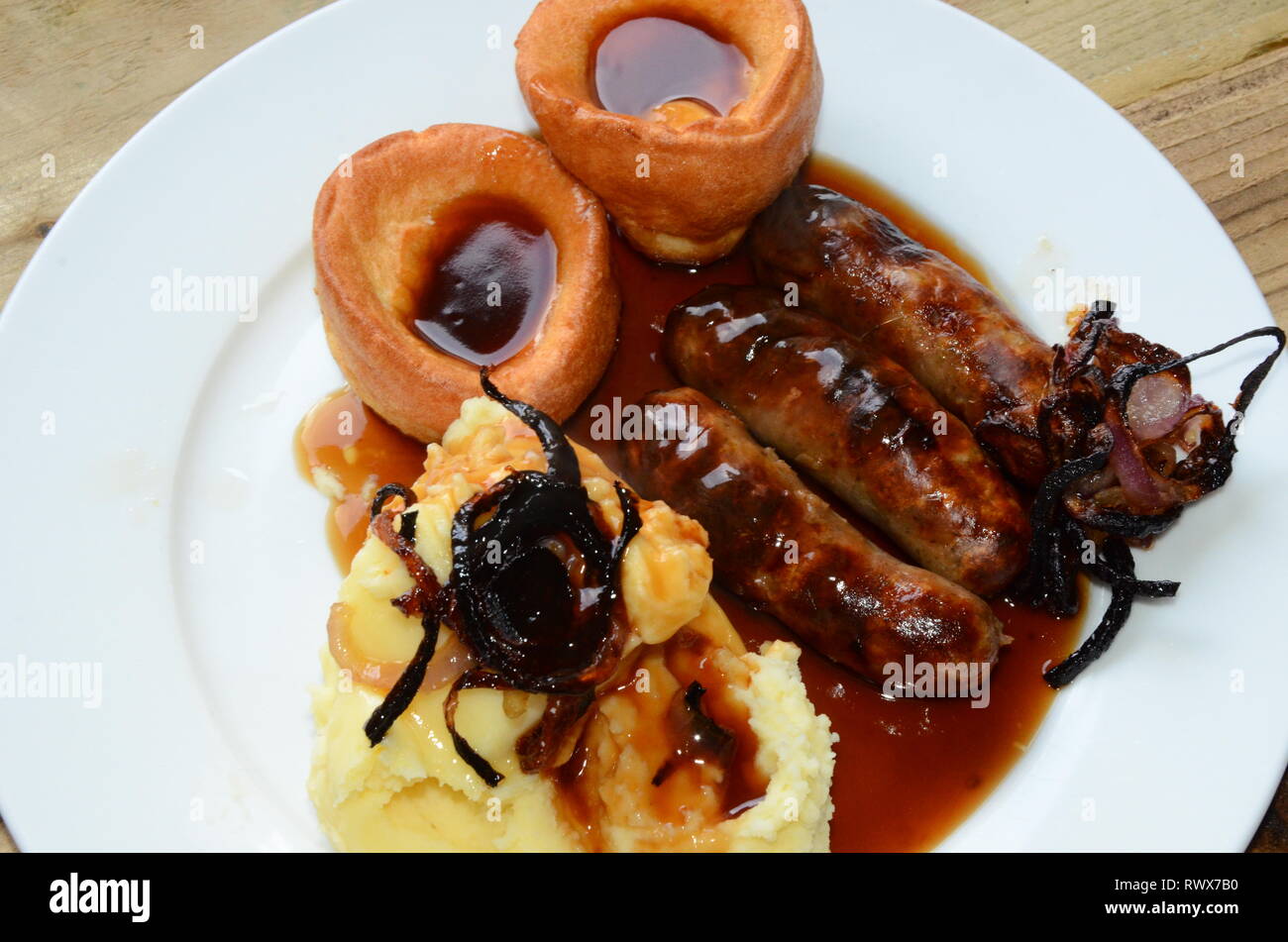 Pub lunch, sausage and mash Stock Photo Alamy
