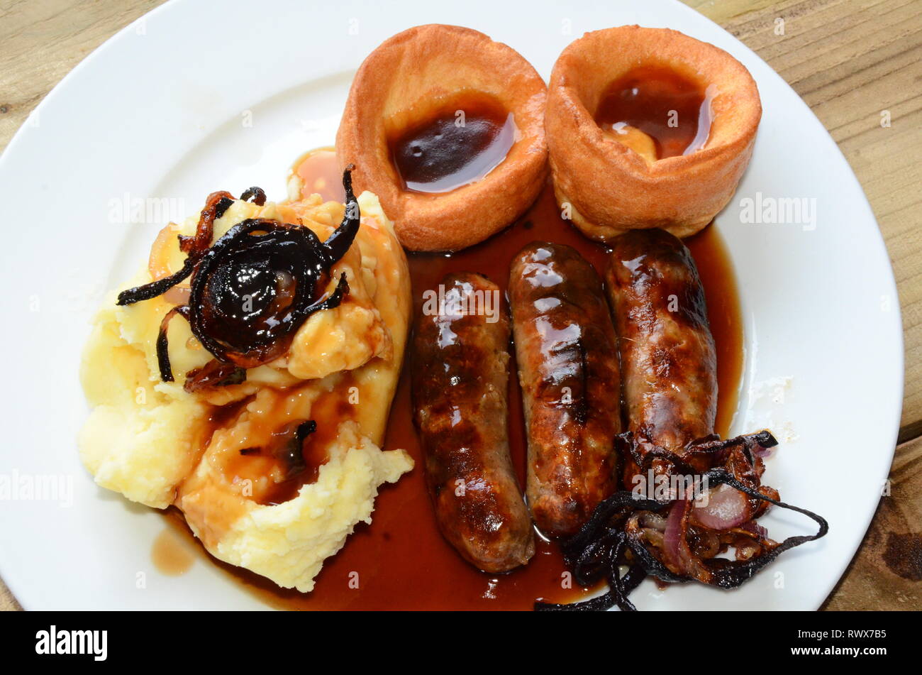 Pub lunch, sausage and mash Stock Photo Alamy