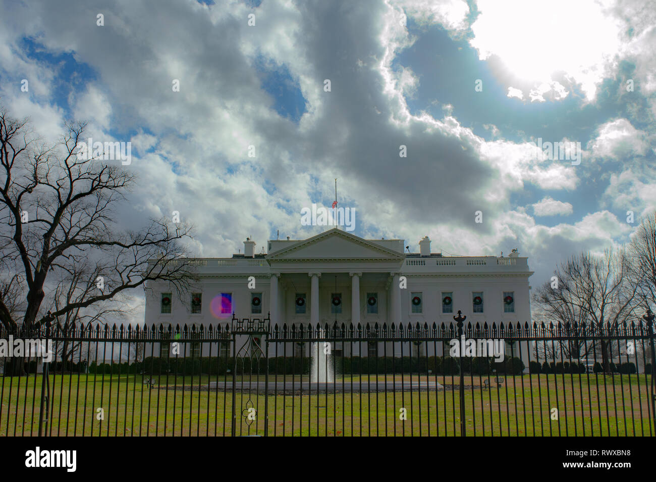 Washington white house monument hi-res stock photography and images - Alamy