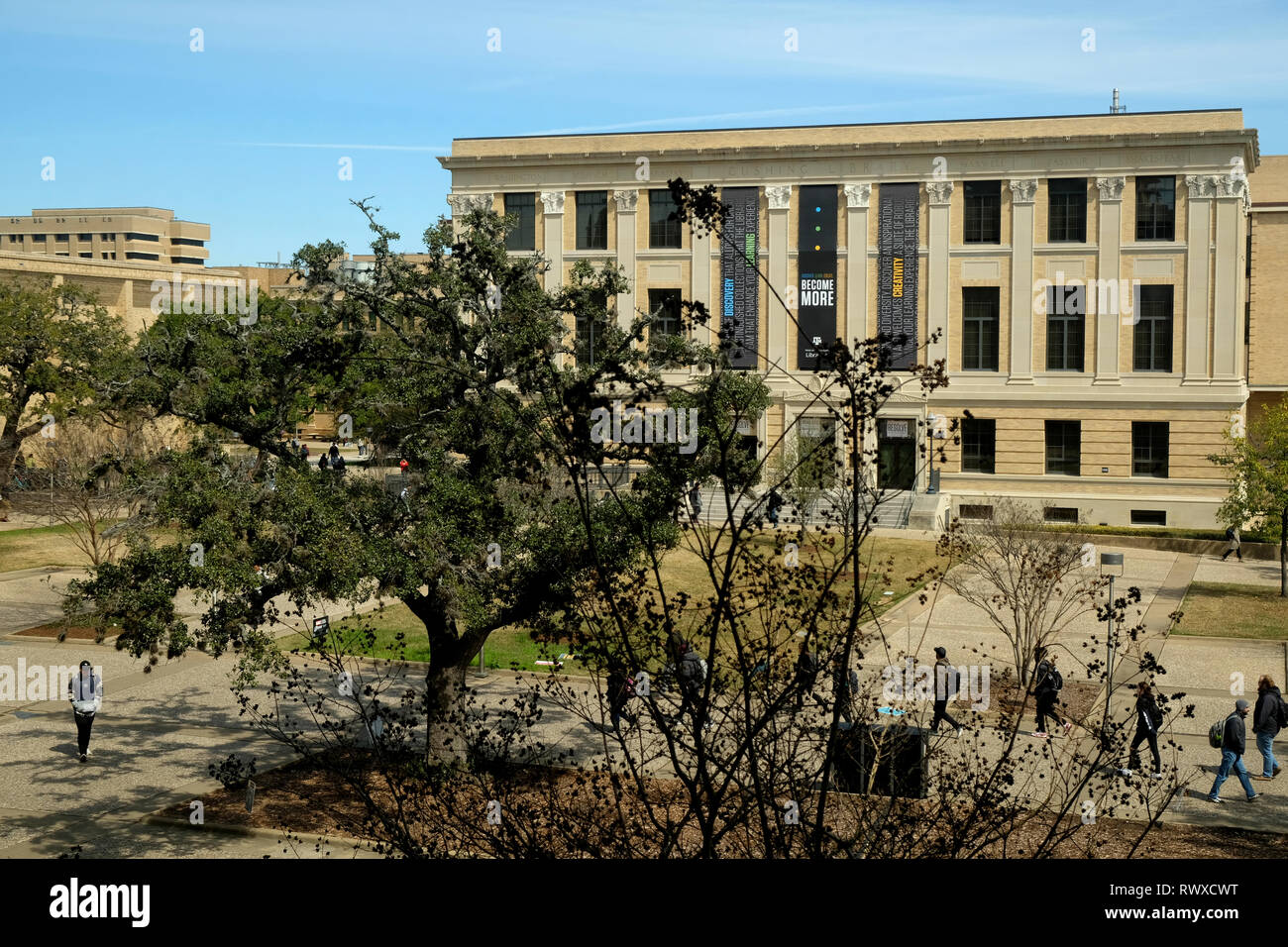 Cushing Memorial Library and Archives on the campus of Texas A&M University; rare books, special collections, manuscripts, and archival repository. Stock Photo
