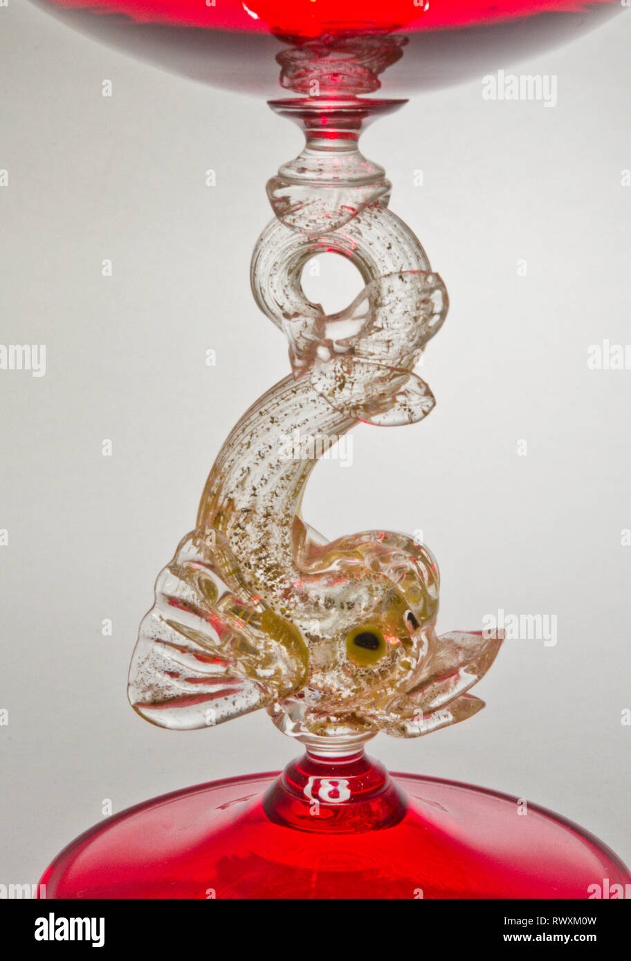 MURANO Salviati Glass ムラノ サルヴィアッティ デカンタ Murano Salviati Glass Tazza / Comport with Aventurine Dolphin Stem