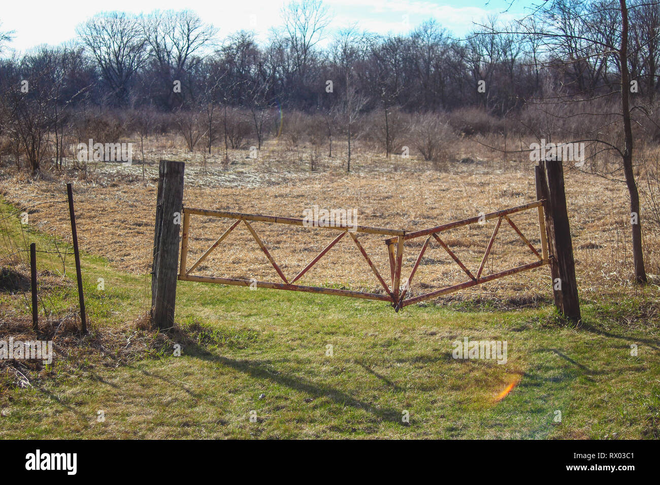 Water gate farm hi-res stock photography and images - Alamy
