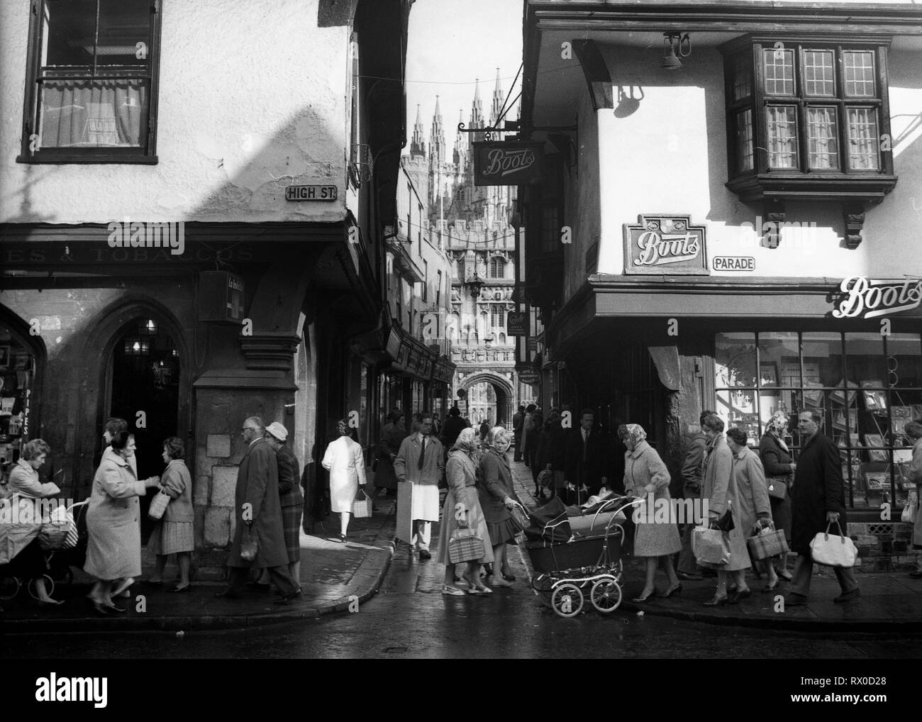The city of Canterbury in England Uk in 1962 at the junction of High Street, Mercery Lane and Parade Stock Photo