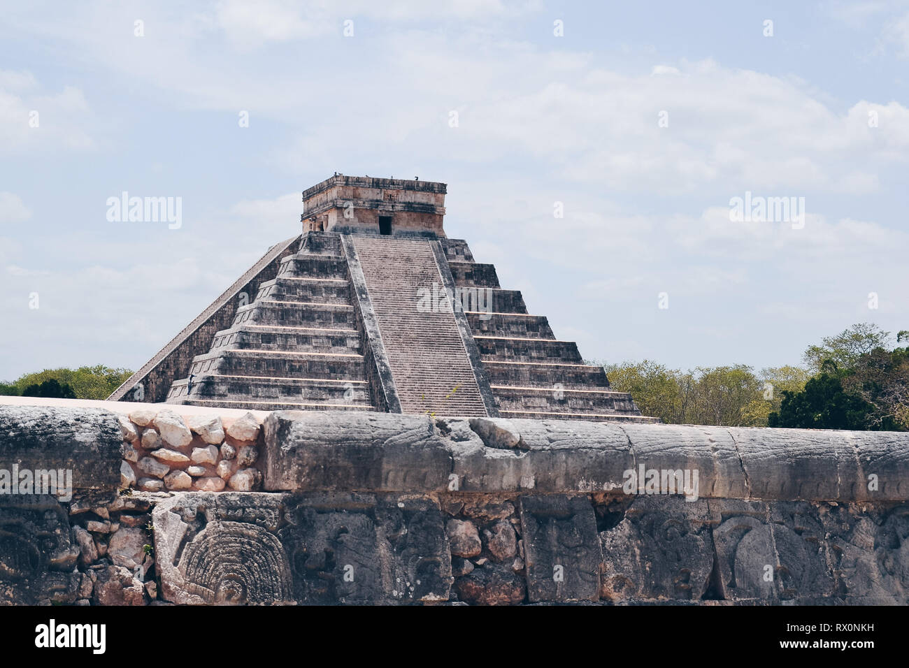 Chichen Itza Pyramid RX0NKH 