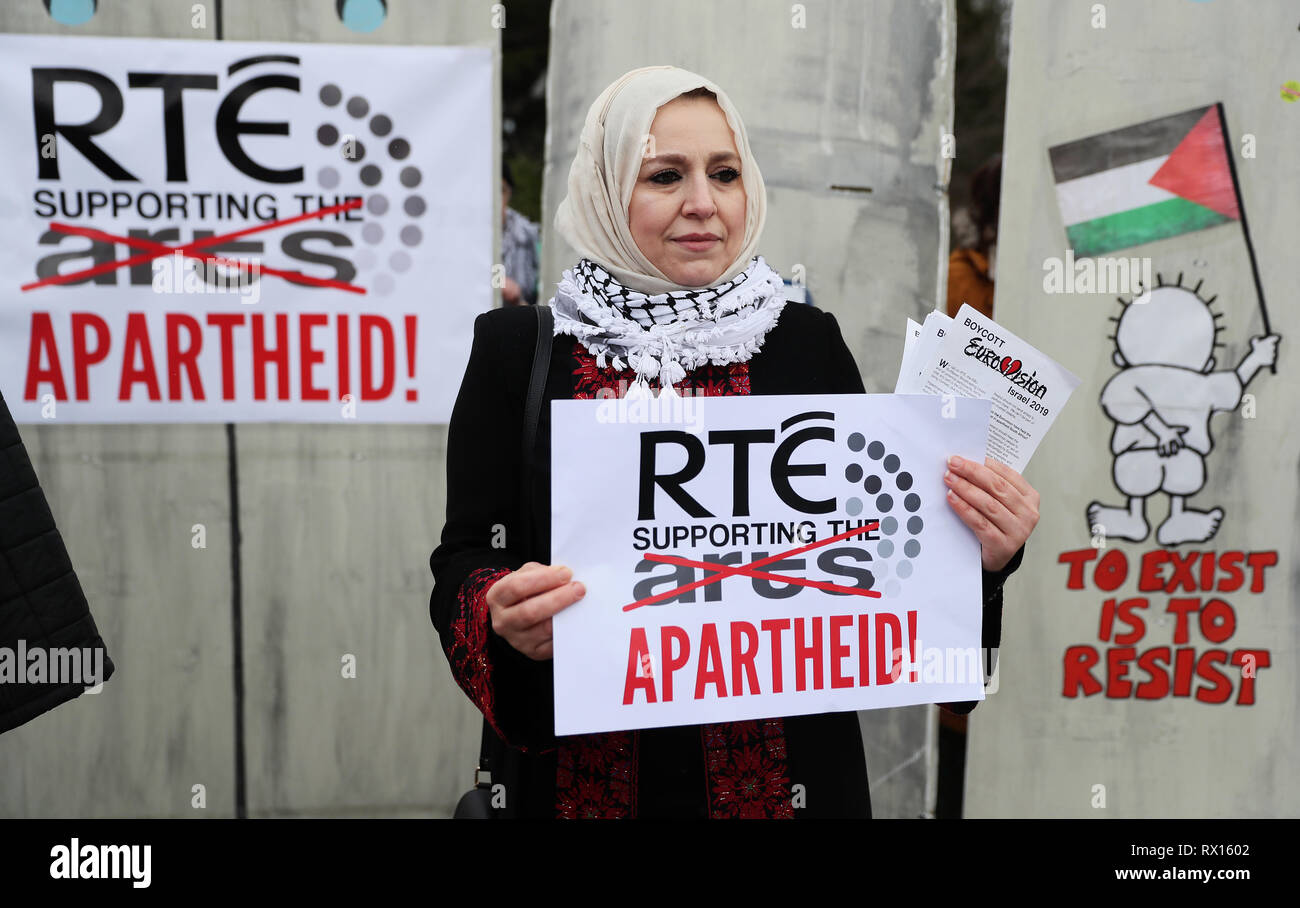 Fatin Al Tamimi, National Chairperson with the Ireland-Palestine Solidarity Campaign, takes part in a Boycott the Eurovision in Israel protest organised by Palestinian rights campaigners at RTE Studios in Dublin. Stock Photo