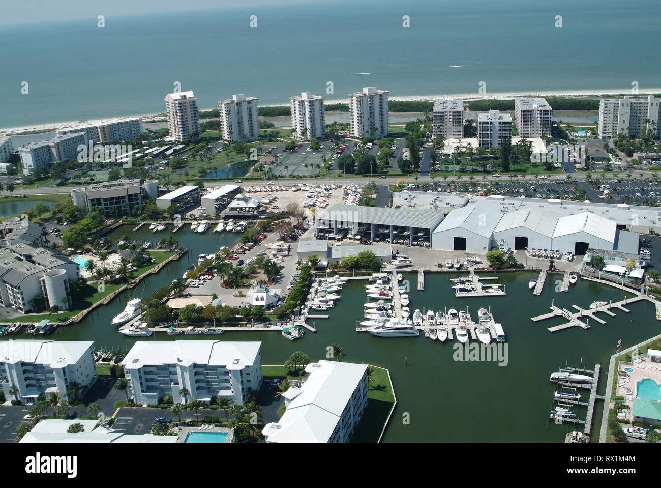 Fish start spelling TALE Marina Stock Photo Alamy