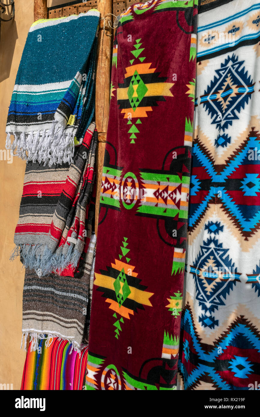 Decorative blankets hires stock photography and images Alamy