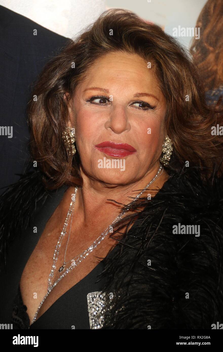 Lainie kazan hi-res stock photography and images - Alamy