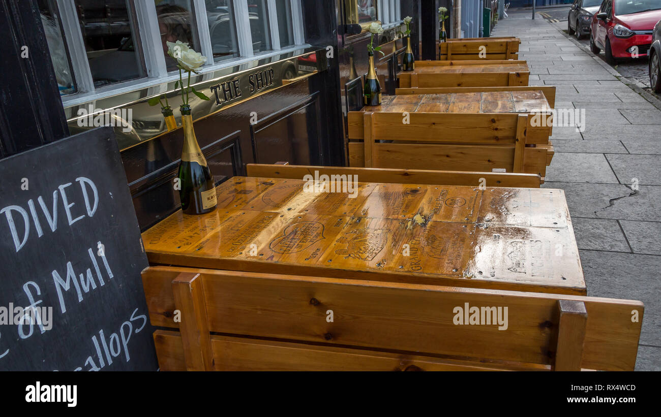 The Ship on the Shore Restaurant with its elegant decor inside in Leith