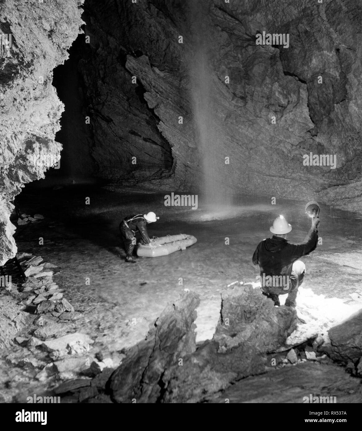 lake inside the cave Rio Martino, Italy 1957 Stock Photo