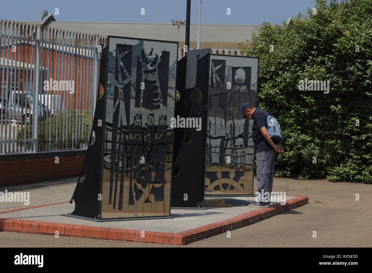 Artwork Birkenhead drill "Women and children first" at Birkenhead
