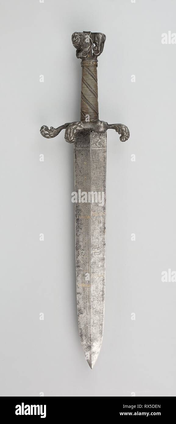 Hunting Hangar with Calendar Blade. German, Munich. Date: 1534. Dimensions: L. 45.5 cm (17 7/8 in.)   Blade L. 33 cm (13 in.)   Wt. 1 lb. 4 oz. Steel with gilding, wood, and brass wire. Origin: Munich. Museum: The Chicago Art Institute. Stock Photo